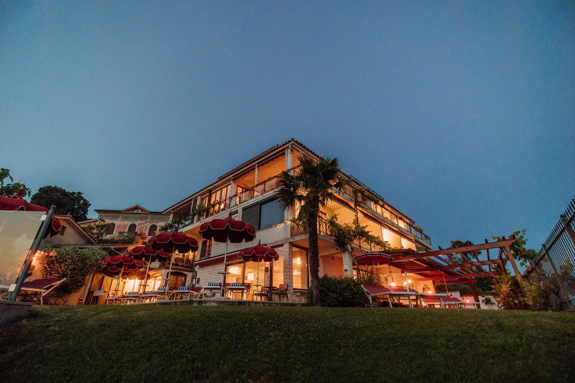 Villa Bellevue Portoroz-Portorose Buitenkant foto